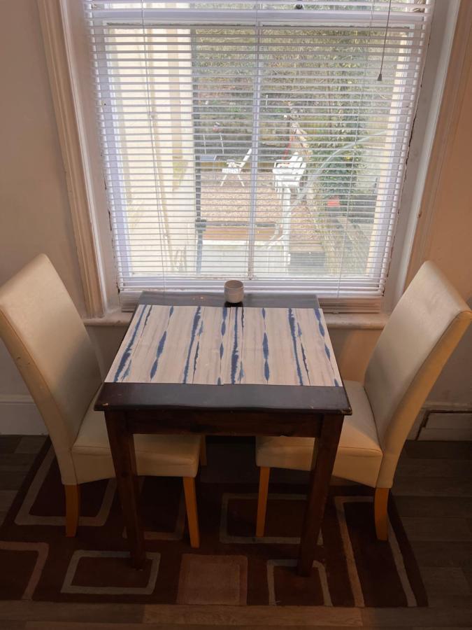Lovely - 1 Bedroom Flat In Hastings Town Centre Exteriör bild